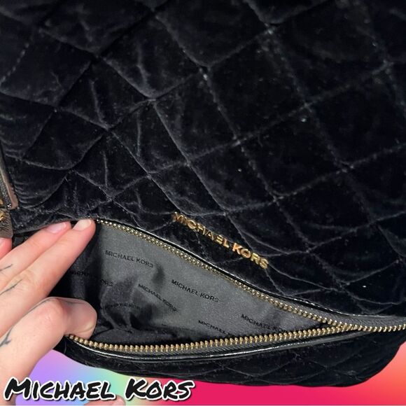 Preowned Michael Kors Black Quilted Velvet Backpack Bag – EUC - Picture 8 of 8